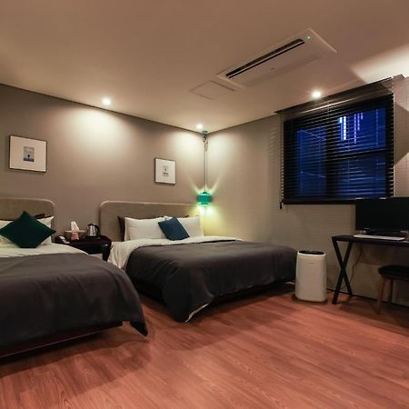 Hotel Brown Dot Yangjeong Ciudad Metropolitana de Ciudad Metropolitana de Busan Exterior foto